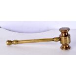 A George III brass gavel 15 .5 cm