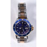 ROLEX OYSTER PERPETUAL SUBMARINER BLUE STEEL GOLD. Dial 4.3cm incl crown