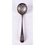A GEORGIAN SILVER SIFTER SPOON. Indistinct marks, 16cm x 4.3cm, weight 33g