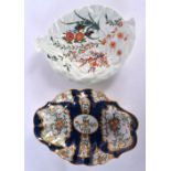 WORCESTER LOZENGE SHAPED DISH PAINTED WITH KAKIEMON FLOWERS IN MIRROR SHAPED CARTOUCHES ON A BLUE SC