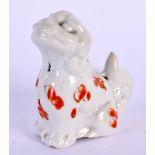 AN 18TH/19TH CENTURY JAPANESE EDO PERIOD BLANC DE CHINE BUDDHISTIC DOG painted with red foliage. 5.5
