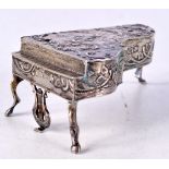 A CONTINENTAL SILVER PIANO. 43 grams. 7.5 cm x 4.5 cm.