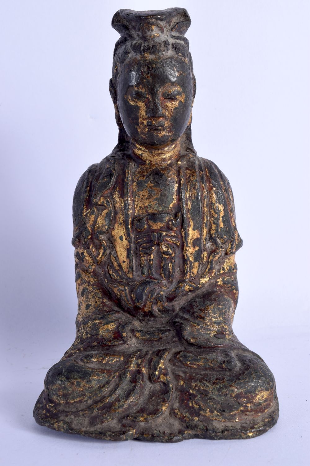 A 17TH/18TH CENTURY CHINESE POLYCHROMED BRONZE FIGURE OF AN IMMORTAL Ming. 15 cm x 8 cm.