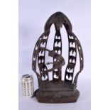 A LARGE ART DECO BRONZE FIGURAL GROUP modelled under an archway. 42 cm x 18 cm.