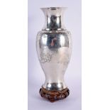 AN EARLY 20TH CENTURY CHINESE EXPORT SILVER VASE decorated with flowers. Silver 256 grams. 22.5 cm x