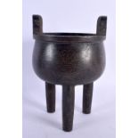 A CHIENSE TWIN HANDLED SILVER INLAID BRONZE CENSER probably 19th century. 21 cm x 14 cm.