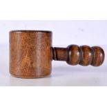 A TREEN NUT CRACKER. 12 cm x 5.5 cm.