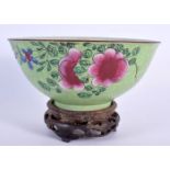 A LATE 18TH/19TH CENTURY CHINESE SCRAFITO GROUND PORCELAIN BOWL Late Qianlong/Jiaqing, painted with