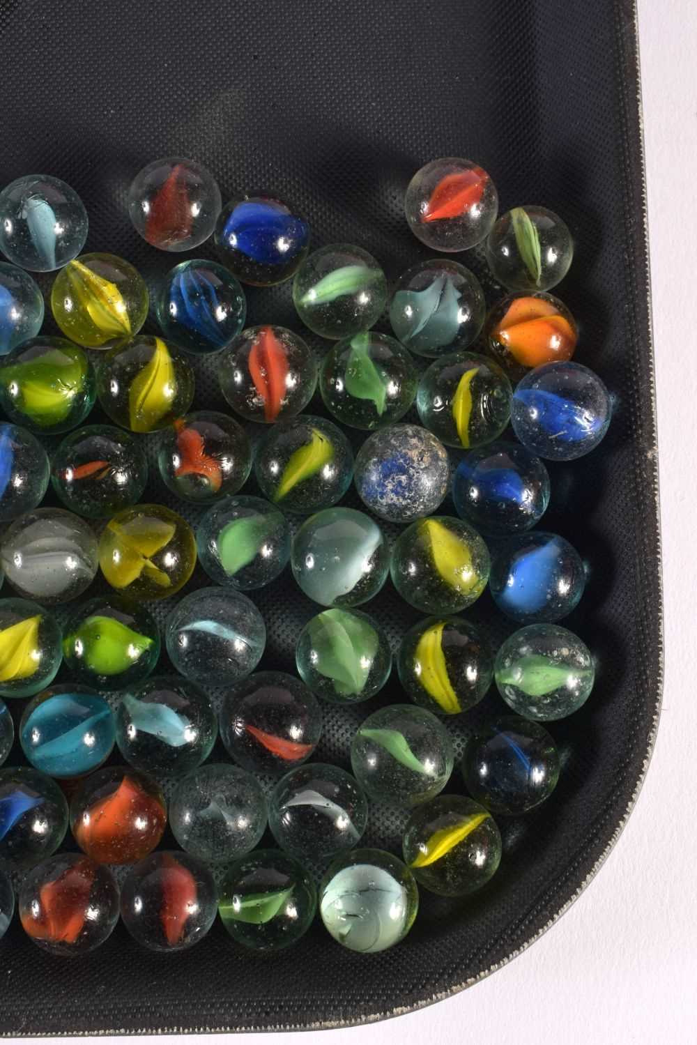 ASSORTED VINTAGE GLASS MARBLES. (qty) - Image 5 of 5