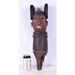 A wooden African tribal post head 50 cm.
