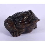A JAPANESE CARVED WOOD TOAD NETSUKE. 5 cm x 4.75 cm.