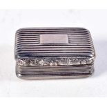 AN ANTIQUE SILVER BOX. 20.8 grams. 3 cm x 2.25 cm.