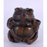 A 19TH CENTURY JAPANESE MEIJI PERIOD BRONZE FROG INKWELL. 7 cm x 6 cm.