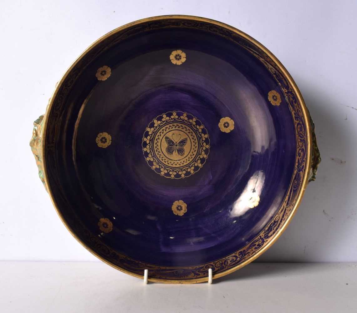 A large Cetem ware bowl with gilt decoration to the interior to the rim 10x36cm. - Image 3 of 4