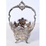 A CONTINENTAL SILVER BASKET. Silver 181 grams. 24 cm x 14 cm.