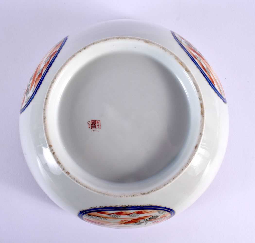 A LARGE 19TH CENTURY FRENCH SAMSONS OF PARIS PORCELAIN BOWL painted in the Qianlong style. 24 cm x - Image 5 of 5