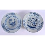 TWO 17TH/18TH CENTURY CHINESE EXPORT BLUE AND WHITE PLATES Yongzheng/Qianlong. 23 cm wide. (2)