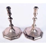 A PAIR OF QUEEN ANNE STYLE SILVER TAPER STICKS. London 1962. 263 grams. 10.5 cm x 7.25 cm.