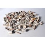 A collection of antique clay pipes (Qty).