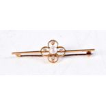 AN 18CT GOLD PEARL AND DIAMOND BROOCH. 3 grams. 5.25 cm long.