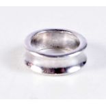 A TIFFANY & CO SILVER RING. I. 6.5 grams.