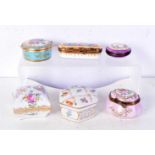 A collection of small porcelain boxes/pill boxes Dresden, Limoges etc 3.5 x 6.5 cm (6).
