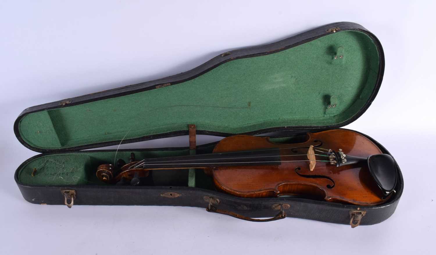 A CASED TWO PIECE BACK VIOLIN. 59 cm long, length of back 35.5 cm.