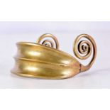 A BRONZE GRECIAN REVIVAL BRONZE CUFF BANGLE. 77.5 grams. 5.75 cm wide.