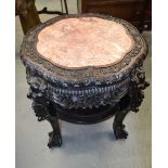 A LARGE 19TH CENTURY CHINESE CARVED HARDWOOD MARBLE INSET STAND Qing. 58 cm x 52 cm.