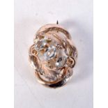 AN ANTIQUE GOLD AND AQUAMARINE RING. 3.2 grams. 2.75 cm x 2.25 cm.