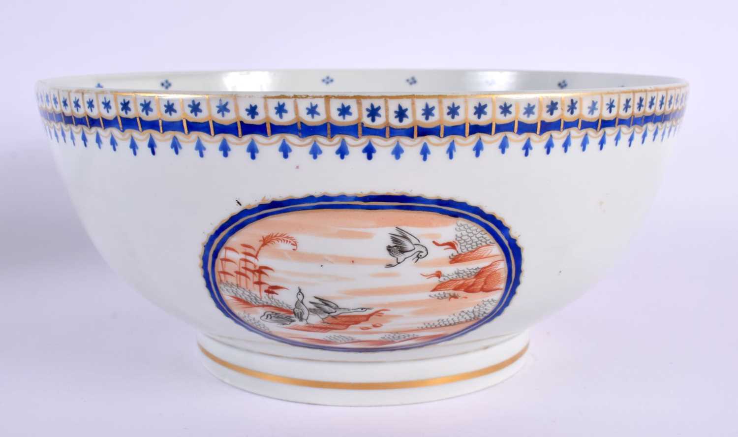 A LARGE 19TH CENTURY FRENCH SAMSONS OF PARIS PORCELAIN BOWL painted in the Qianlong style. 24 cm x - Image 3 of 5