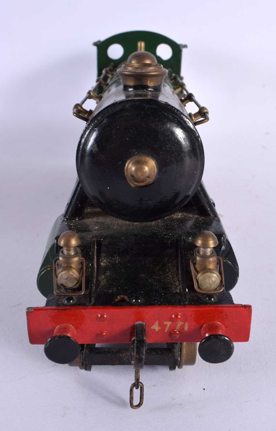 A SCRATCH BUILT LOCOMOTIVE TRAIN AND TENDER Mongrel, No 4697. 56 cm long inc tender. (2) - Image 4 of 11