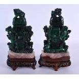 A PAIR OF 19TH CENTURY CHINESE MALACHITE AND ROSE QUARTZ VASES AND COVERS Qing. 21 cm x 9 cm.
