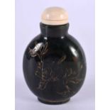 AN EARLY 20TH CENTURY CHINESE CARVED JADE SNUFF BOTTLE Late Qing/Republic. 6.5 cm x 4 cm.