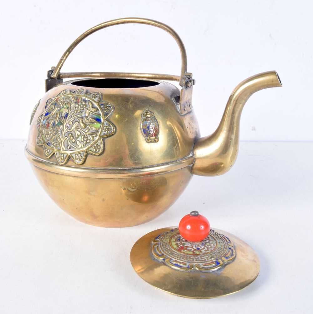 A Chinese Brass teapot decorated with Cloisonne enamel decoration 19 cm - Bild 6 aus 6