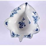 18th century Worcester rare large leaf dish painted with the pickle leaf daisy, workman’s mark. 15cm