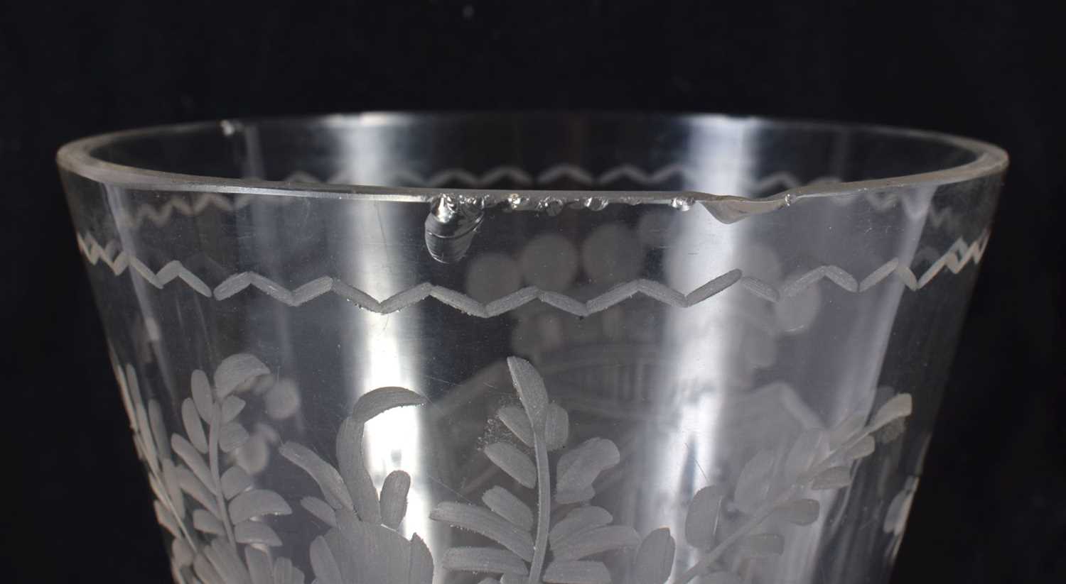 A LARGE ANTIQUE ARMORIAL CRESTED SPIRAL TWIST GOBLET. 30 cm high. - Image 3 of 4