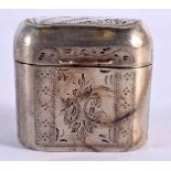 AN ANTIQUE DUTCH SILVER PILL BOX. 23 grams. 4 cm x 3.5 cm.