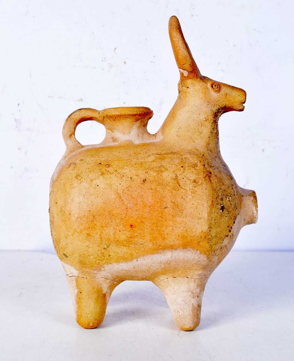 An Amlash pottery water vessel in the form of a standing bull. 23.5 x 14.5cm. - Bild 2 aus 5