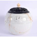A 17TH/18TH CENTURY CHINESE BLANC DE CHINE CENSER AND COVER Kangxi/Yongzheng. 10 cm wide/