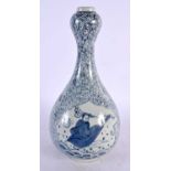 A CHINESE BLUE AND WHITE PORCELAIN GARLIC NECK VASE 20th Century. 24 cm high.