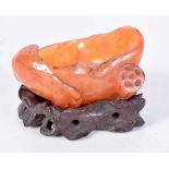 A 19TH CENTURY CHINESE CARVED AGATE BRUSH WASHER Qing. 6 cm x 5 cm.