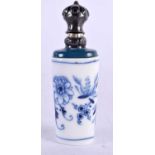 AN ANTIQUE SILVER TOPPED BLUE AND WHITE SCENT BOTTLE. 31 grams. 9 cm x 3 cm.
