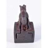 A MINIATURE CHINESE BRONZE SEAL. 45 grams. 3.5 cm x 2 cm.