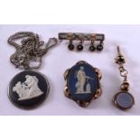 A SILVER NECKLACE WITH A WEDGWOOD CAMEO PENDANT, A WEDGEWOOD CAMEO BROOCH, A MILLEFIORI BAR BROOCH