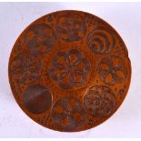 AN ANTIQUE TREEN SNUFF BOX AND COVER. 10 cm diameter.