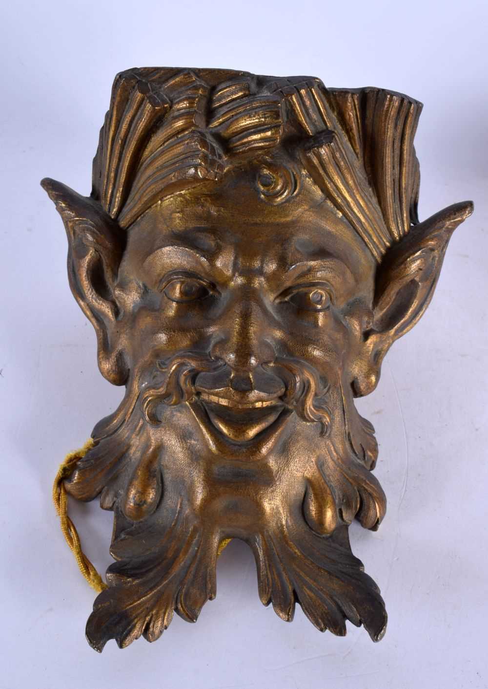 A FINE PAIR OF EARLY 19TH CENTURY FRENCH GILT BRONZE WALL LIGHTS formed as bearded mask head - Image 2 of 6