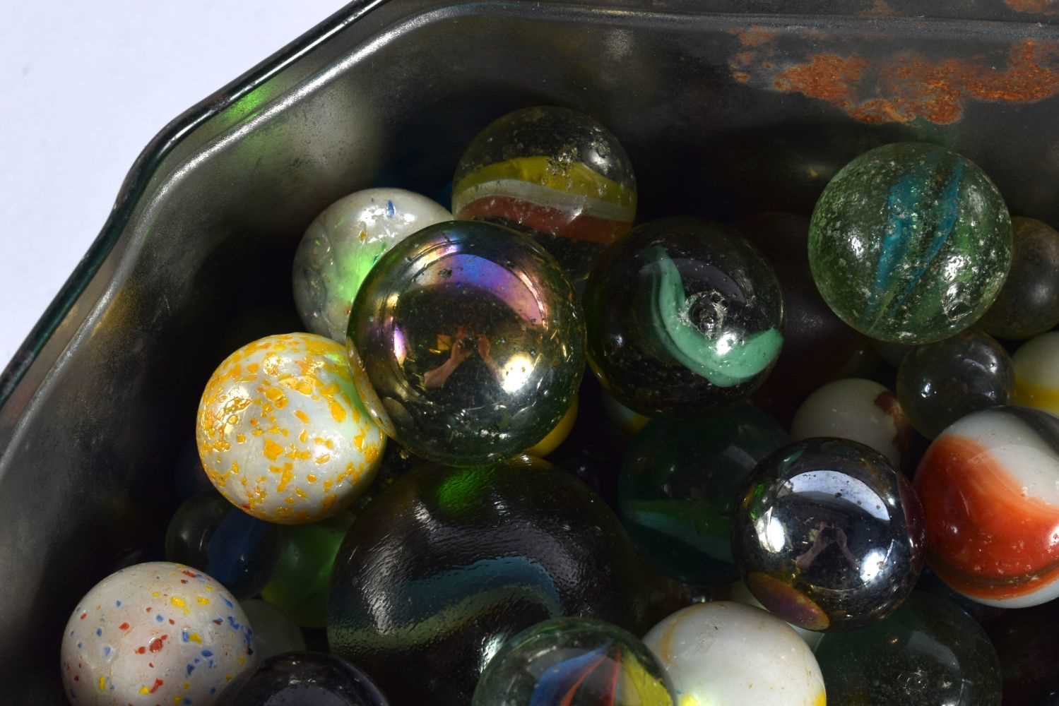 ASSORTED VINTAGE GLASS MARBLES. (qty) - Image 5 of 5