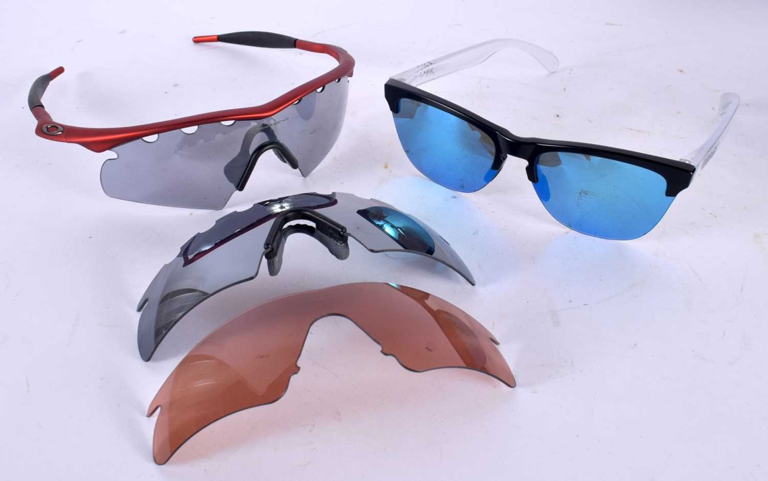 TWO PAIRS OF OAKLEY SUNGLASSES. (2) - Image 2 of 4