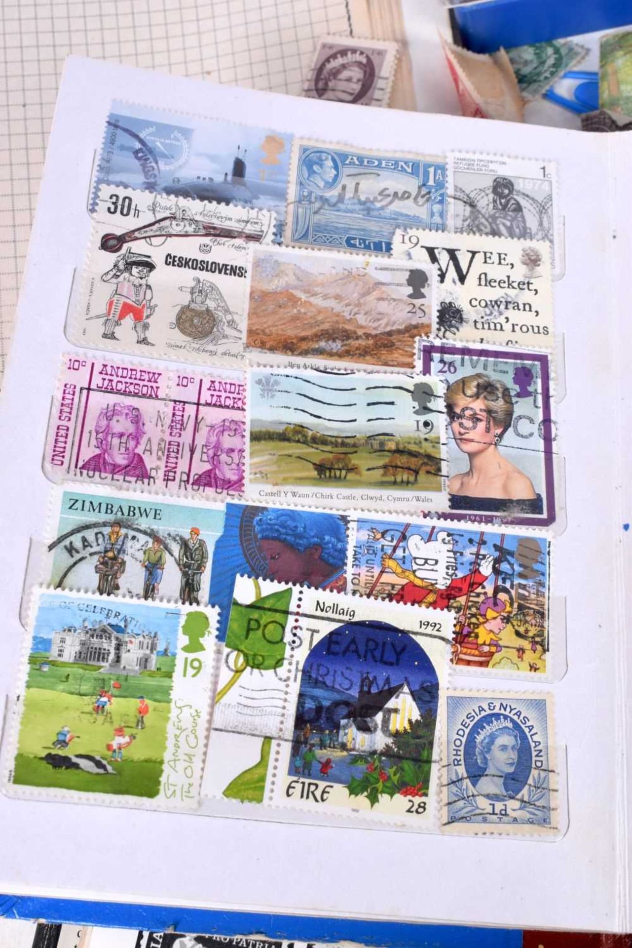 A collection of Stamp albums containing World wide stamps (Qty). - Image 7 of 7